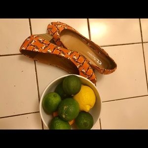 Cutest bird print shoes!